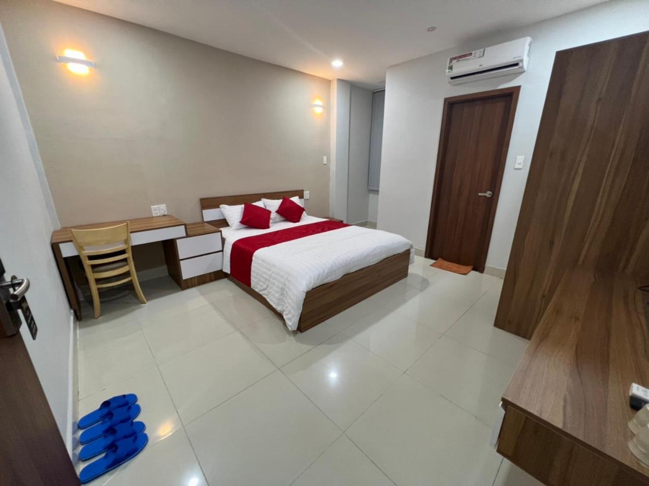 Hanh Trang Hotel Ho Chi Minh City Exterior photo