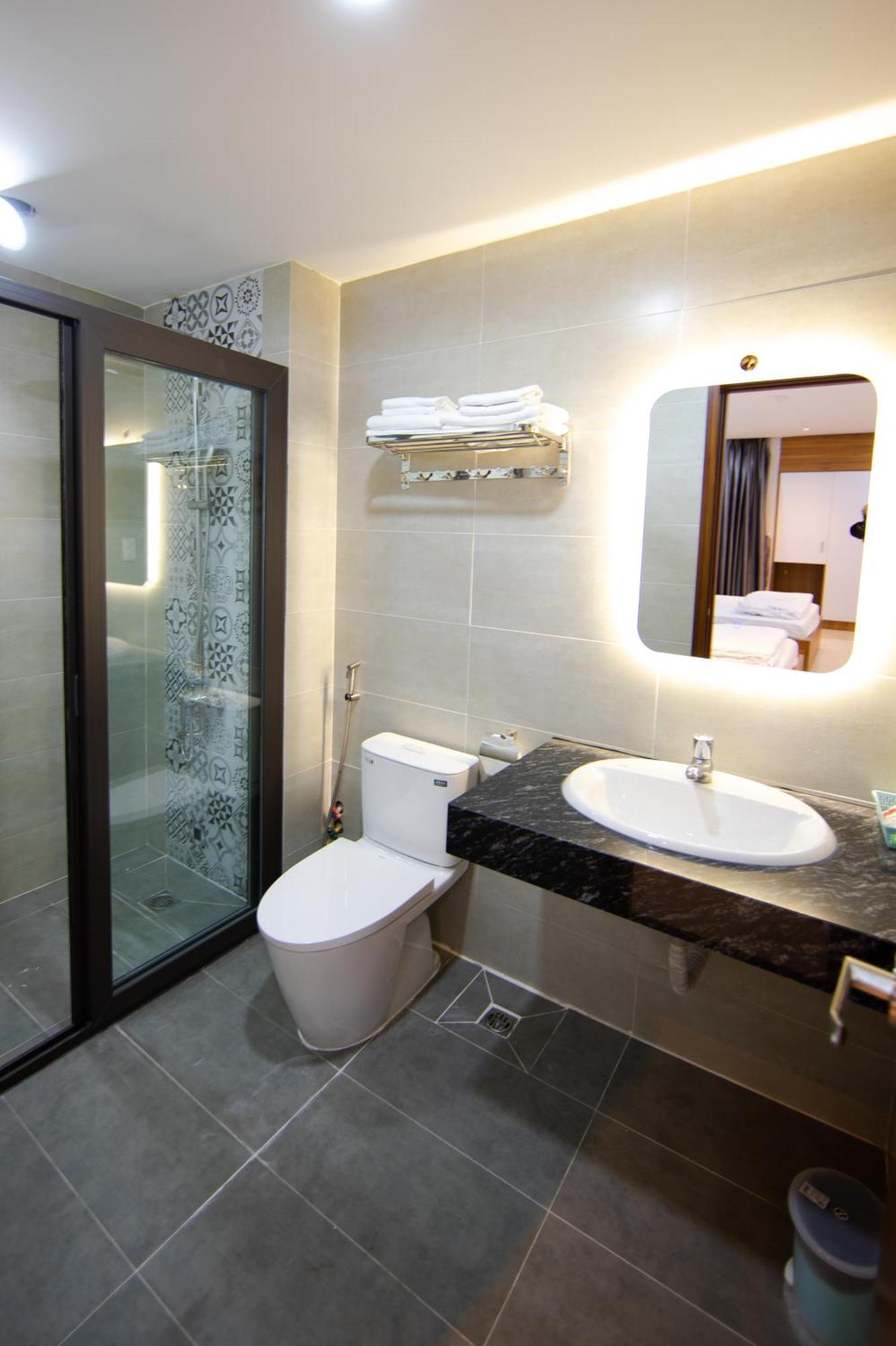 Hanh Trang Hotel Ho Chi Minh City Exterior photo